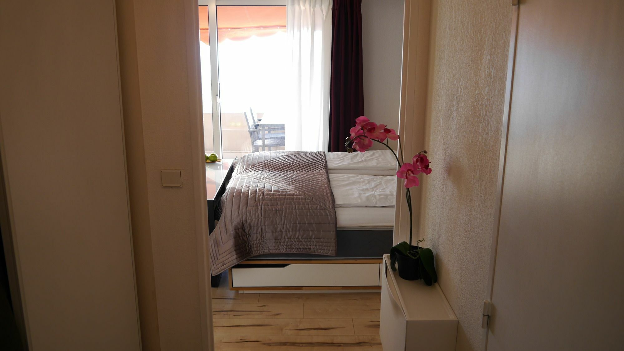 Monaco Pool Sea View Apartments Босолей Экстерьер фото
